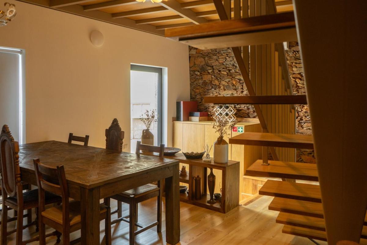 Alojamento Rural com Salamandra e AC - 10 min da Barragem do Sabor - Casa do Largo - B&B