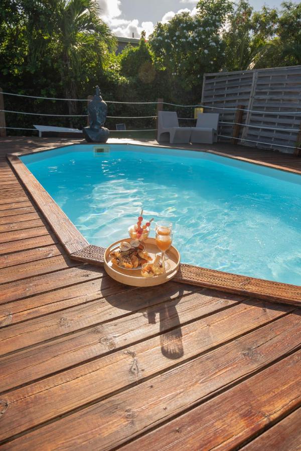 Exotic Villa avec Piscine - Bed and Breakfast Le Vauclin