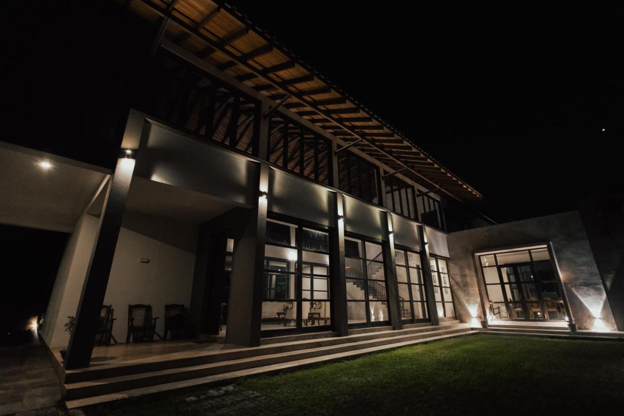 Negombo Heights - B&B Wennappuwa