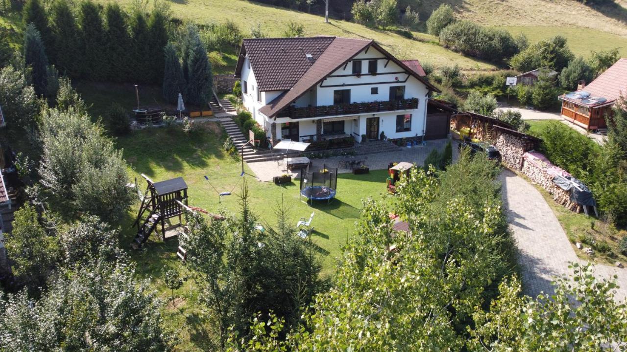 Pensiunea Casa Stefan - Bed and Breakfast Gura Râului