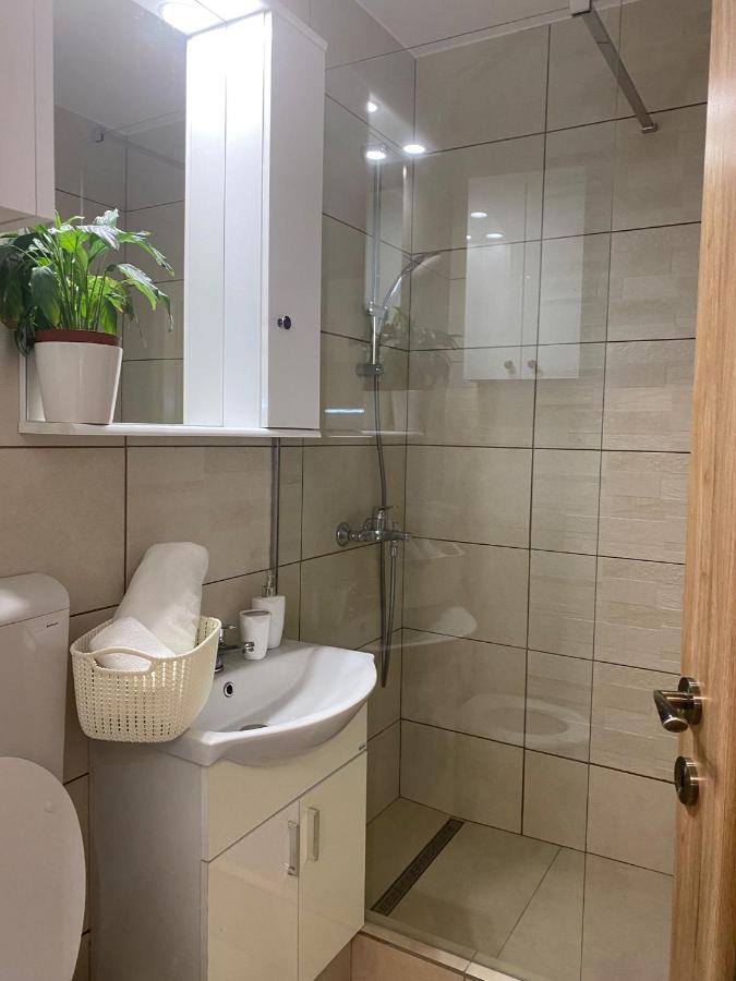 VÉGH Apartman - B&B