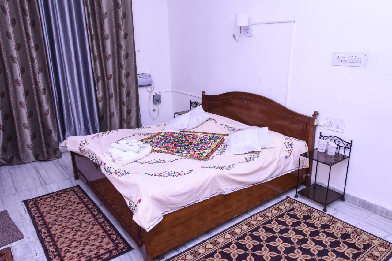 The Villa- a Home away from Home - B&B Ajmer