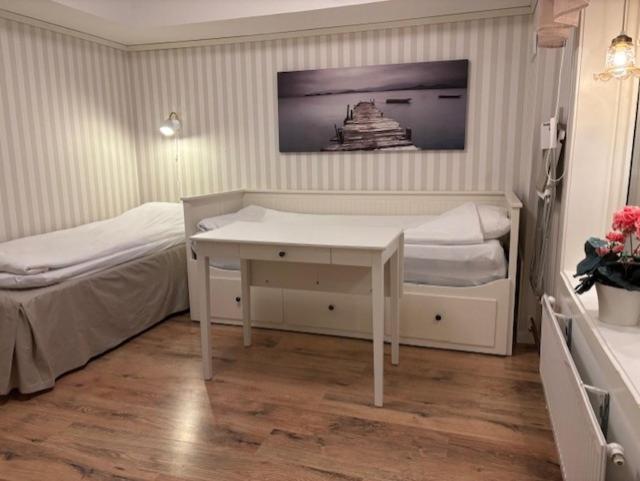 Twin Room with Private Bathroom