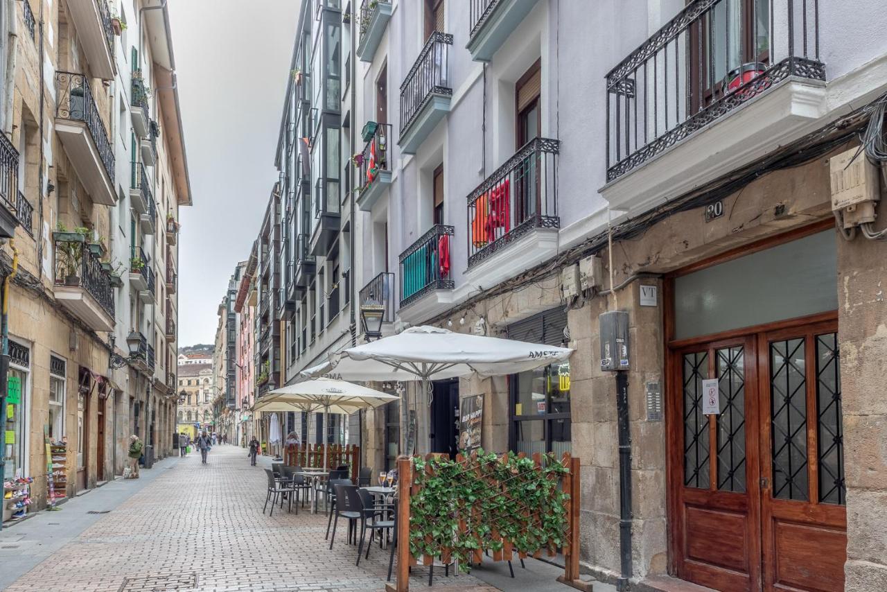 Ayuntamiento Bilbao, Casco Viejo -Parking optional - B&B