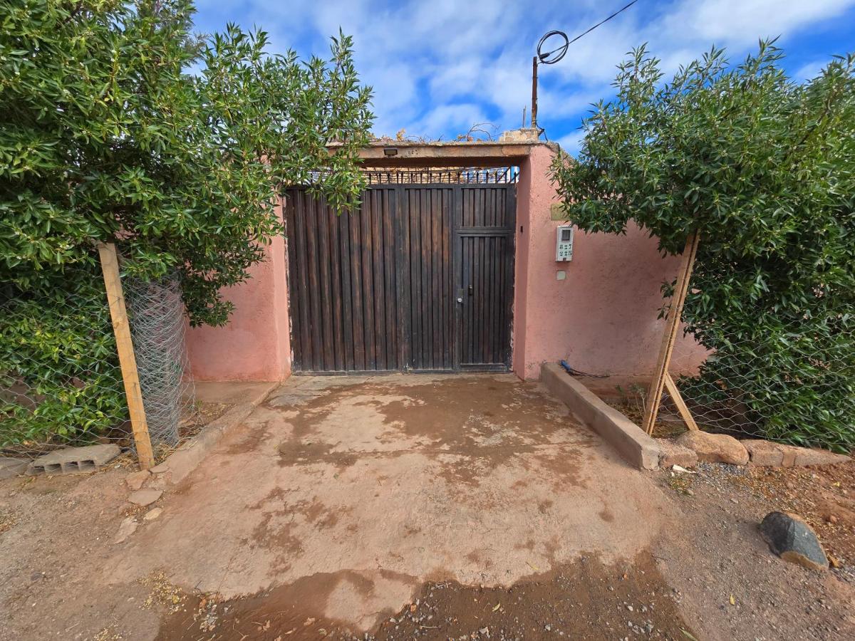 Villa Privée 2 Marrakech Piscine Chauffée En Option sans vis à vis pour famille et couple marié uniquement - Ferienwohnung