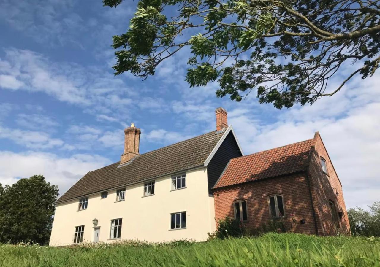 Farmhouse in Suffolk with wild swimming & hot tub - Chambres d'hôtes Saint Margaret