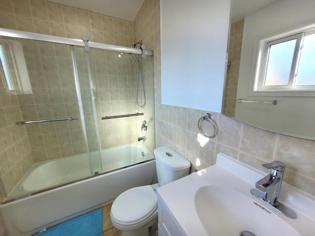 Dreibettzimmer mit eigenem Bad