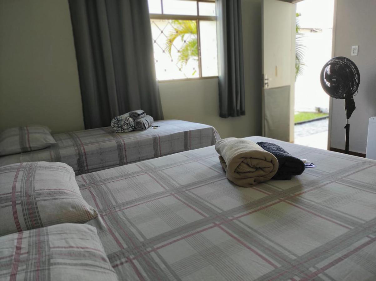 Quarto privativo no Bairro Santa Mônica - Bed and Breakfast