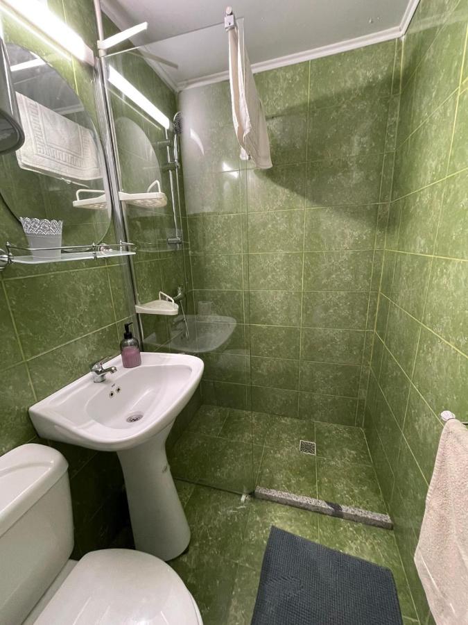 Deluxe Double Room (2 Adults + 1 Child)