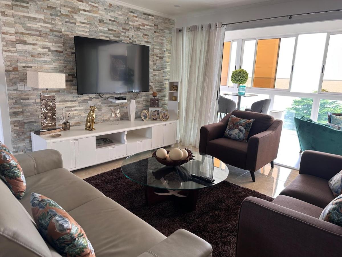 Appartement centre ville vue mer - B&B Libreville