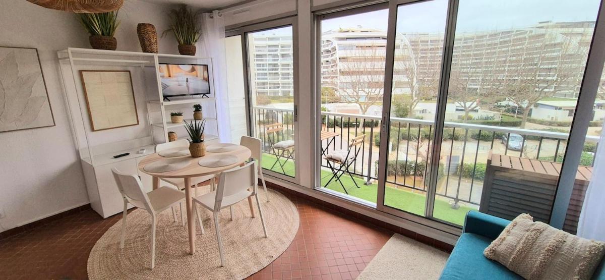 Studio Belles Plages 1 ère ligne climatisé - B&B La Grande-Motte