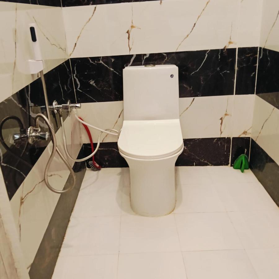 Shri SeetaRam Home Stay Near Shri Ram Janmabhoomi Mandir Ayodhya - B&B Ayodhya