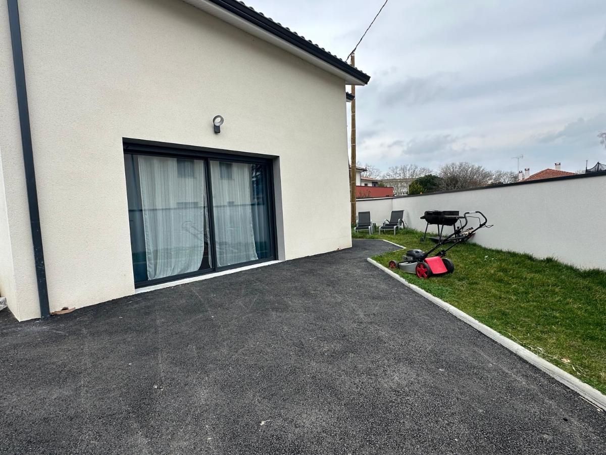 Charming new house T4 Muret - Bed and Breakfast