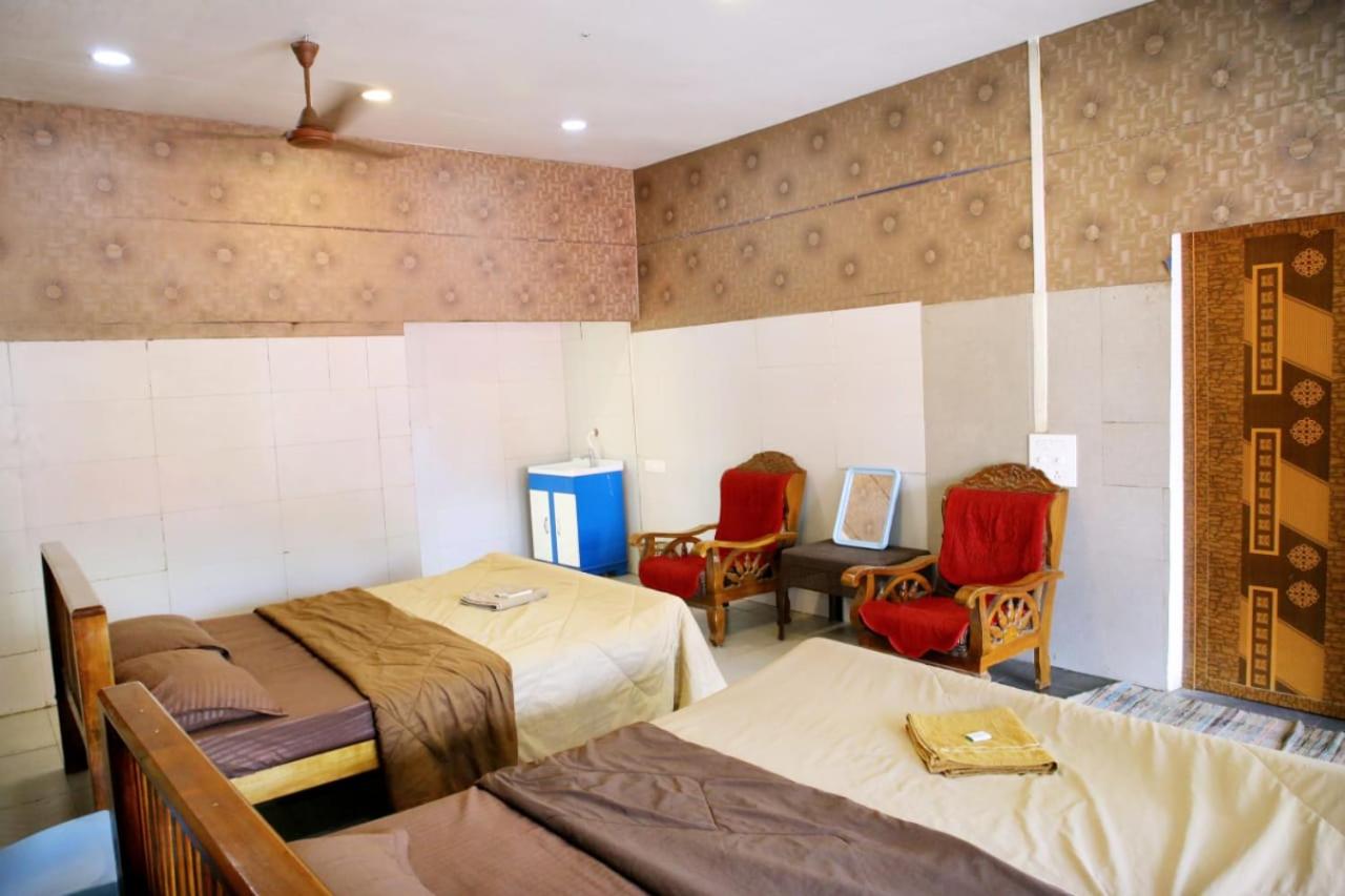 Large Double or Twin Room