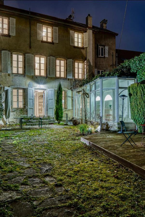 Bedroom 2 - Authentic charm - COLIVING Historic House - Chambres d’hôtes