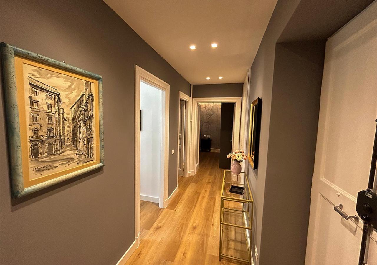 Rosy Luxury Apartment - B&B Roma