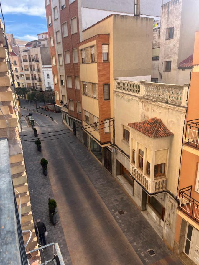 Apartamento Asia - Amplio, céntrico y muy luminoso - B&B Almansa