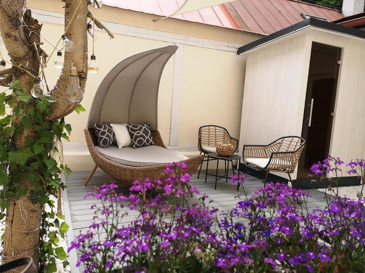 Lovely Stiavnica - B&B