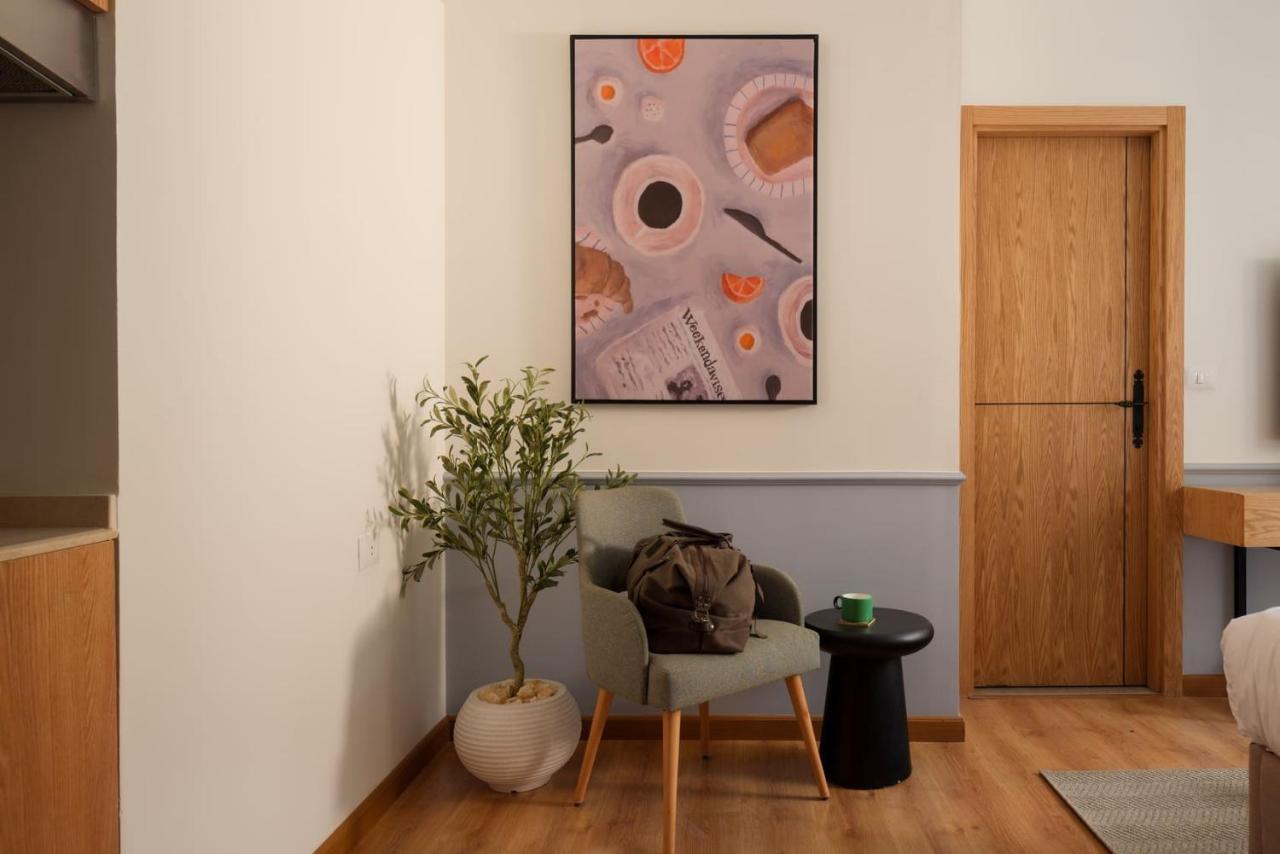 Superior Studio