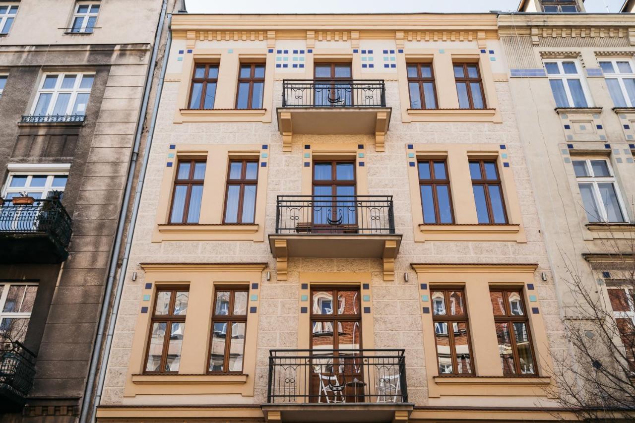 Native Apartments Brzozowa 15 - B&B