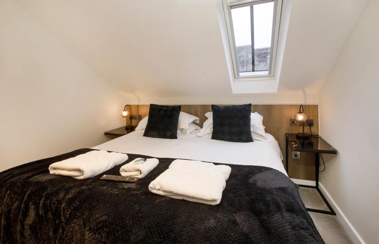 No7 - Two-Bedroom Apartment - First Floor
