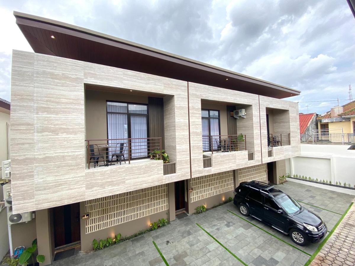 Villa Siji Sanggrahan - Chambres d’hôtes Kejayan