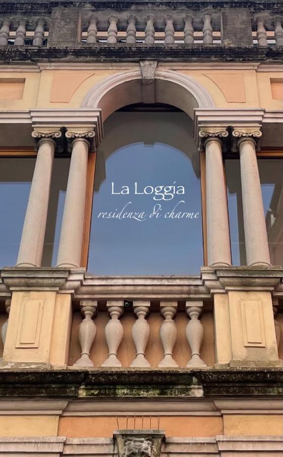 LA LOGGIA residenza di charme - B&B