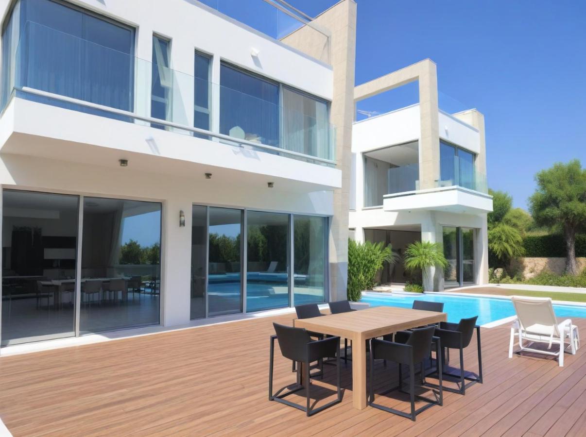 Seaview Luxury Villas Ayia Napa - B&B
