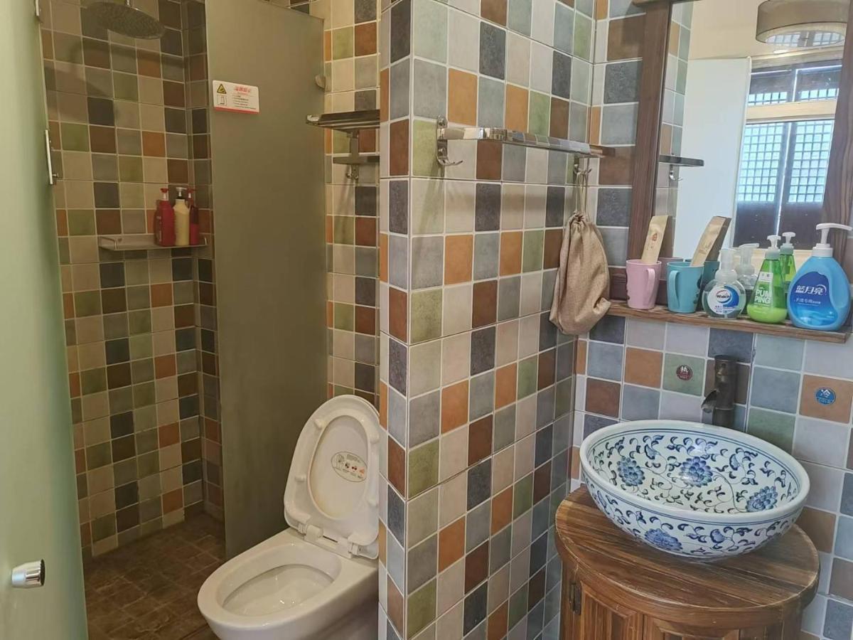 Habitación con cama grande 