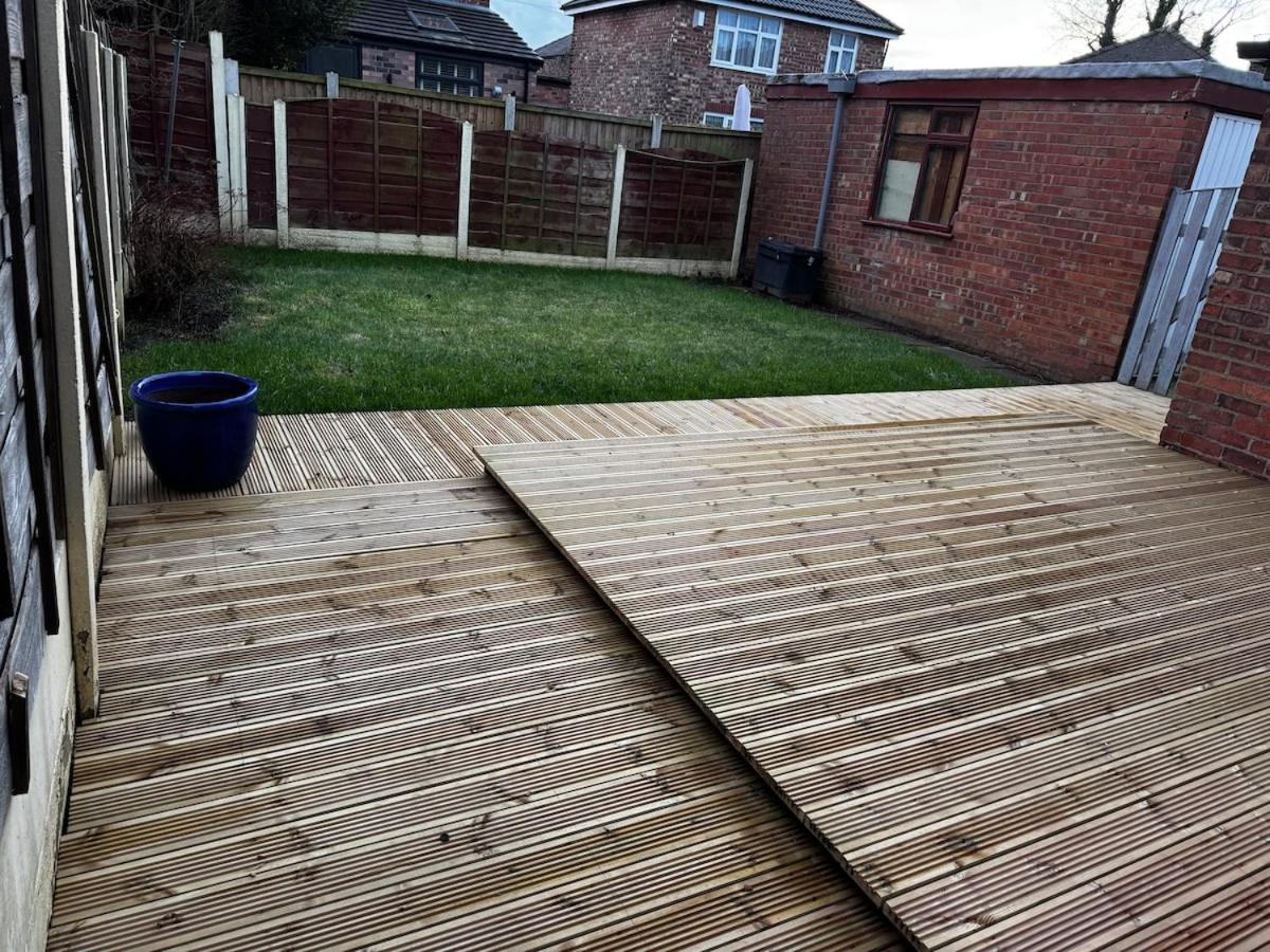 BetaHouse -3BR -Pool Table -Free parking -Spacious - B&B Manchester