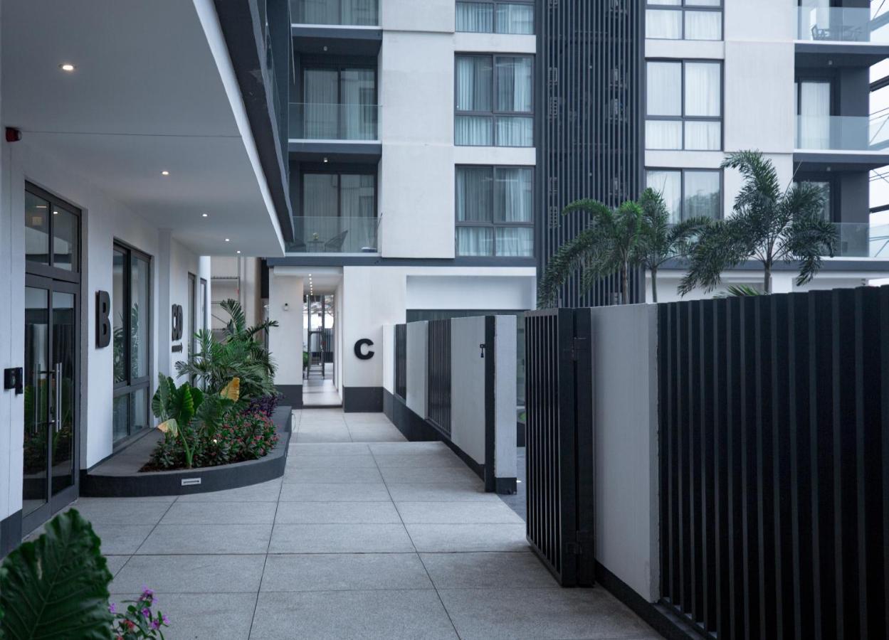 Modern Luxury Apartment in Nova by Devtraco- prime location and convenient 15mins from the airport - B&B