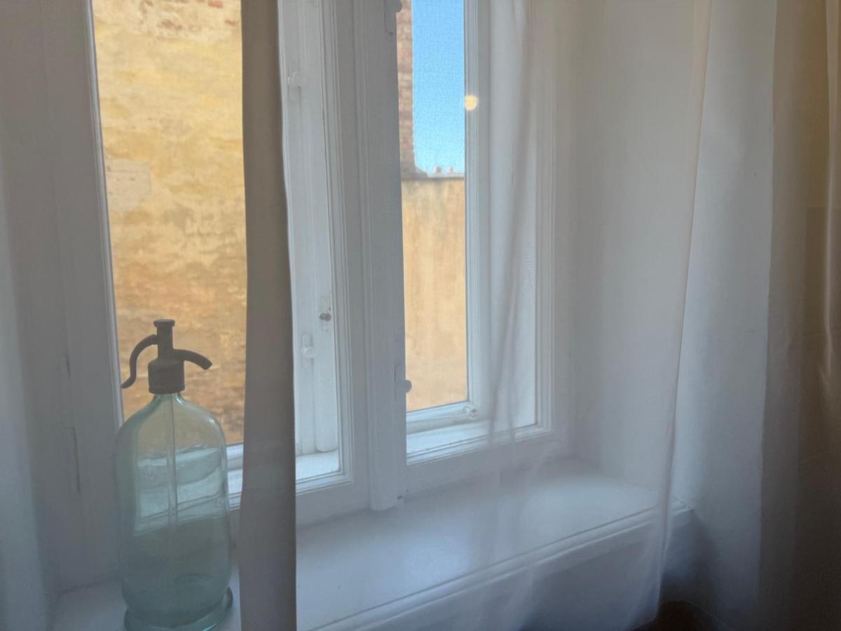 Aesthetic Apartment Near Main Square - B&B