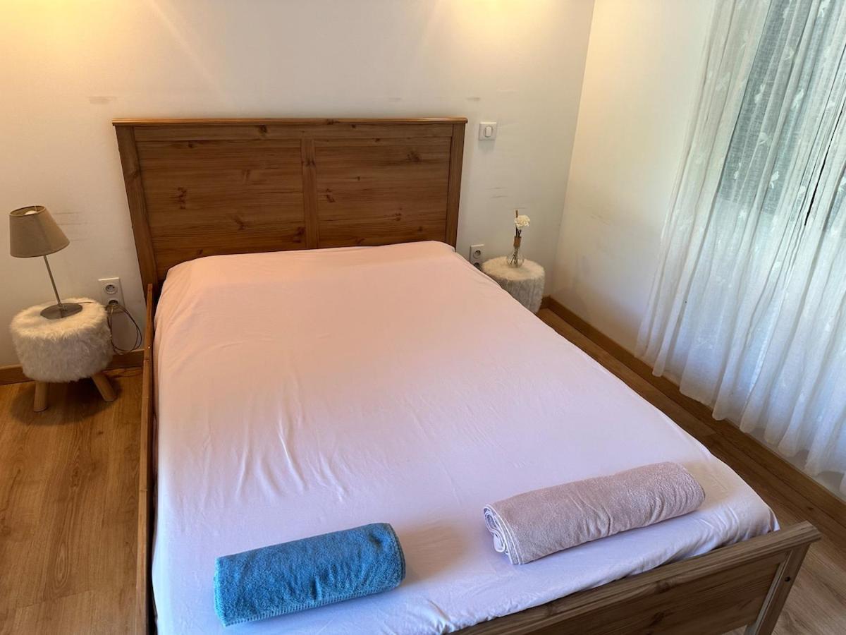 Belle villa contemporaine avec piscine - B&B