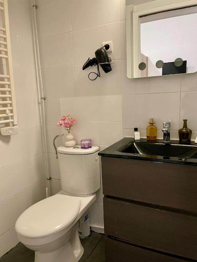 Cozy Studio for 2 in Central Marais - B&B