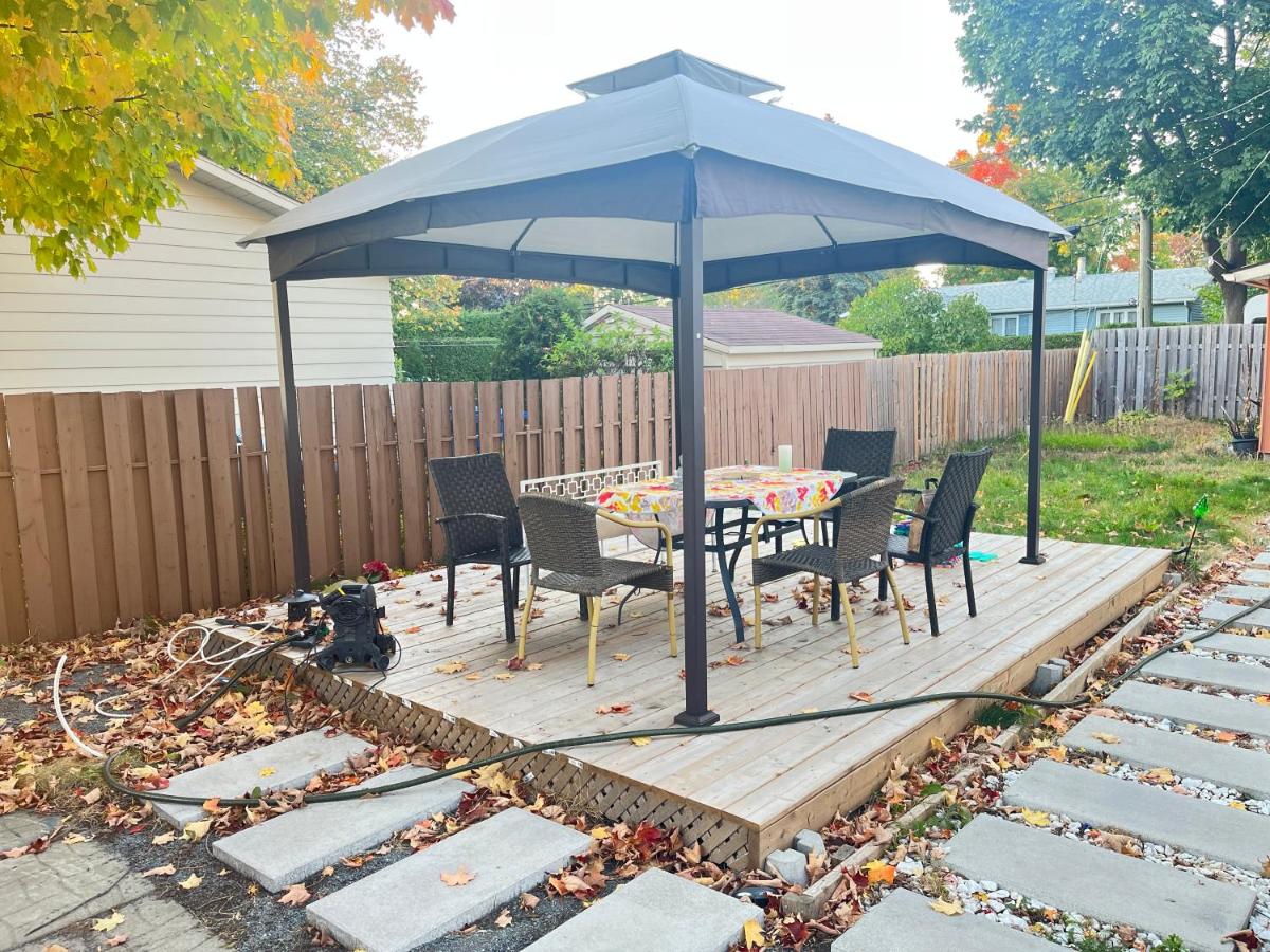Charming Twin Room & Parking - Bed and Breakfast Saint-Bruno-de-Montarville