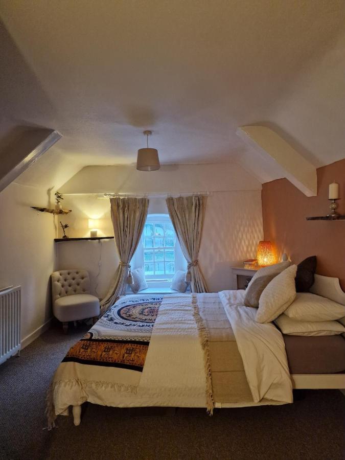 Whitstone getaway - B&B