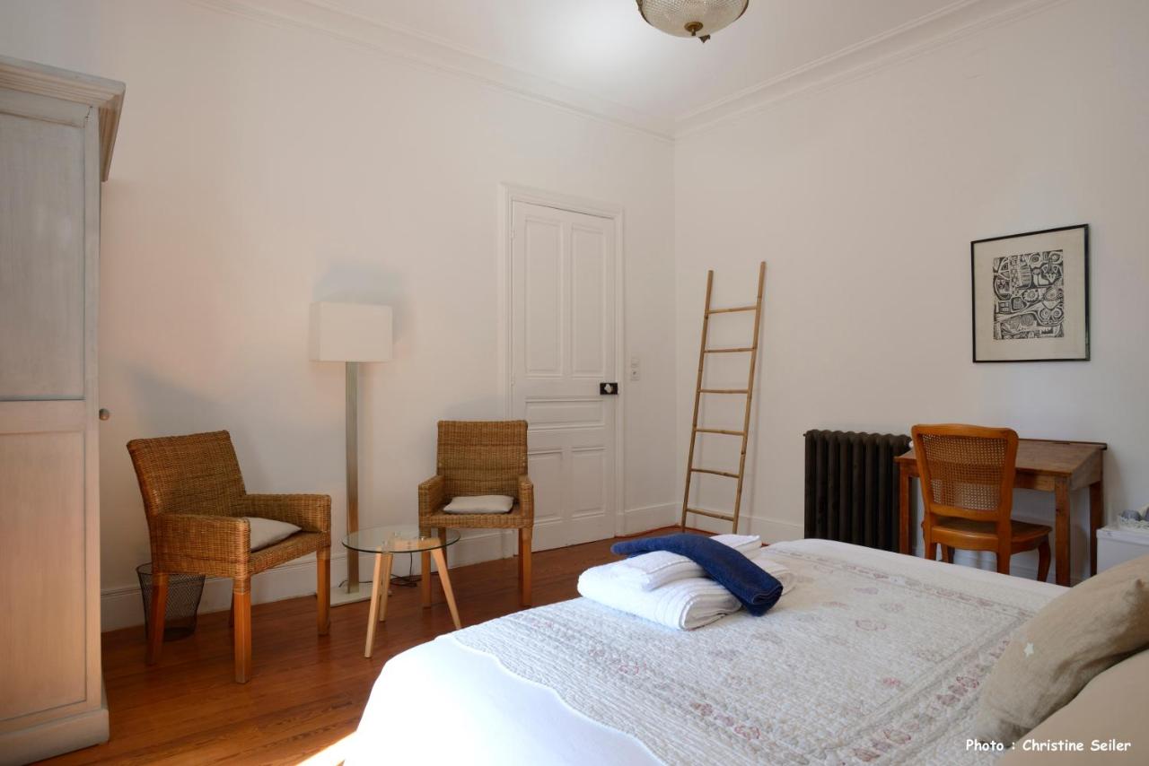 Chambre Double avec Salle de Bains Commune