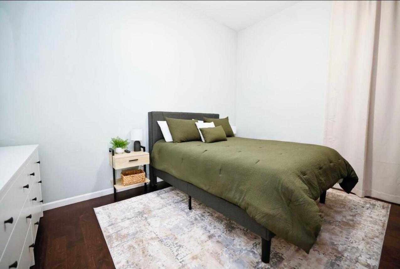 Downtown Houston Luxe Gated Retreat - B&B Houston