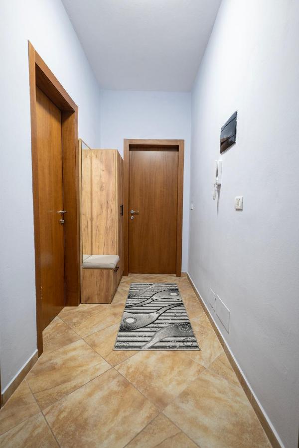 PrimeStay Tirana Apartments - Bed and Breakfast