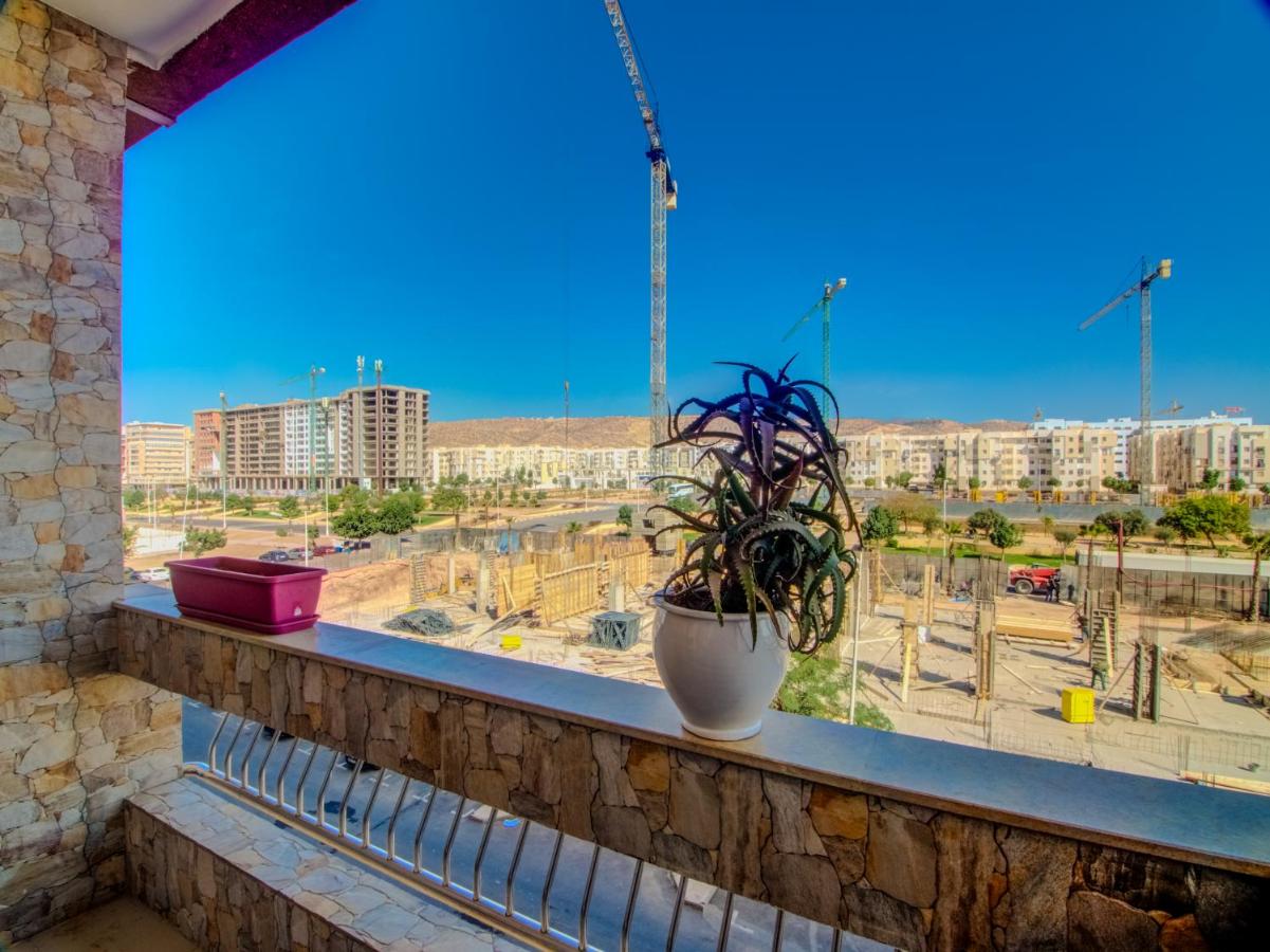 Two-Bedroom Deluxe Apartment with Balcony