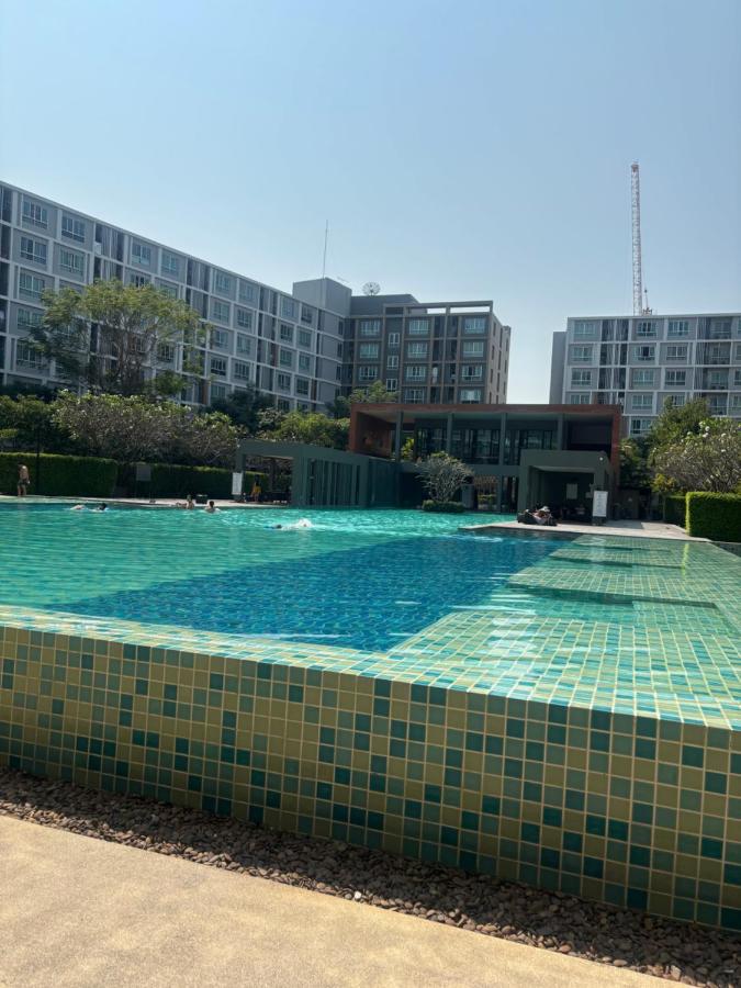 Dcondo sign - Bed and Breakfast Chiang Mai