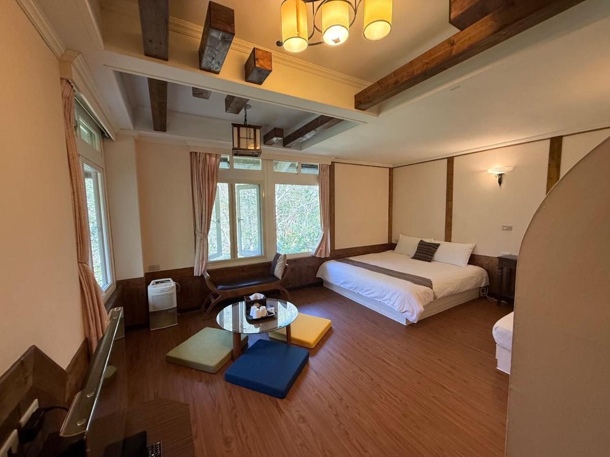 Triple Room with Mountain View