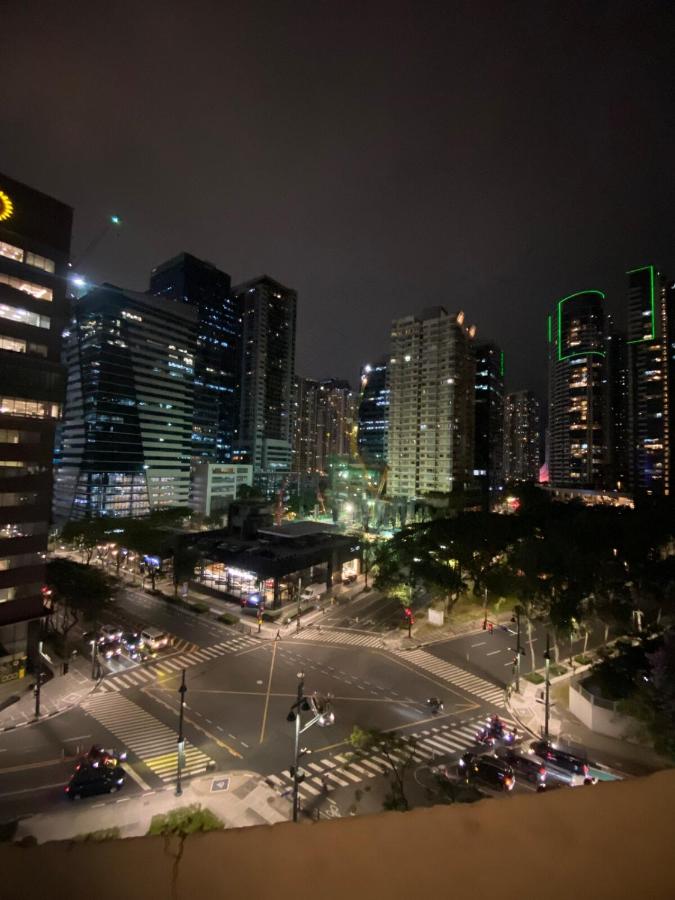 ECN Suite and Staycation - Ferienwohnung Manila