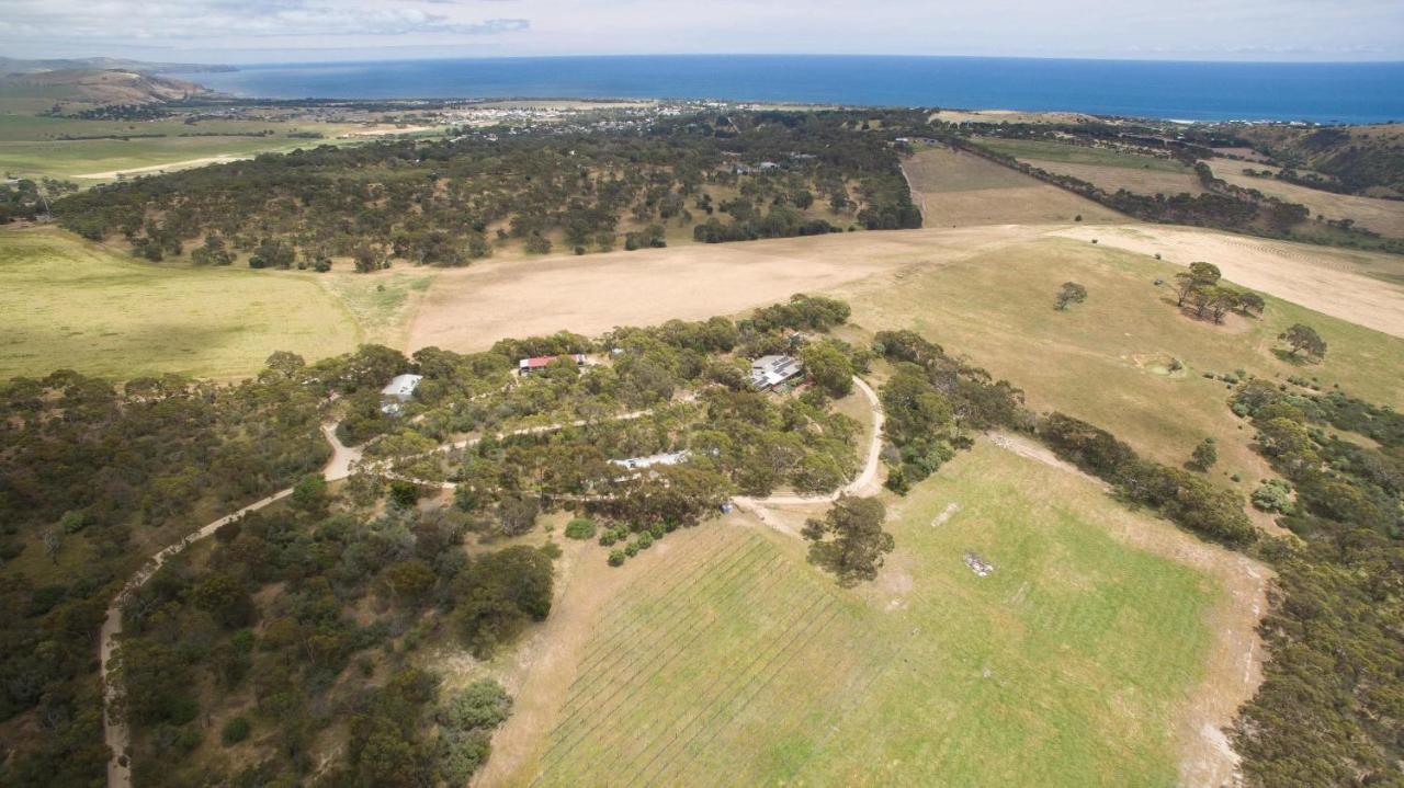 Allusion Farmstay and Vineyard Units - B&B Yankalilla