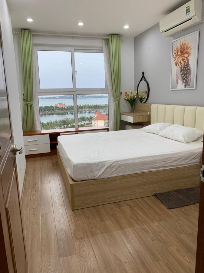Deluxe Appartement met 2 Slaapkamers en Balkon