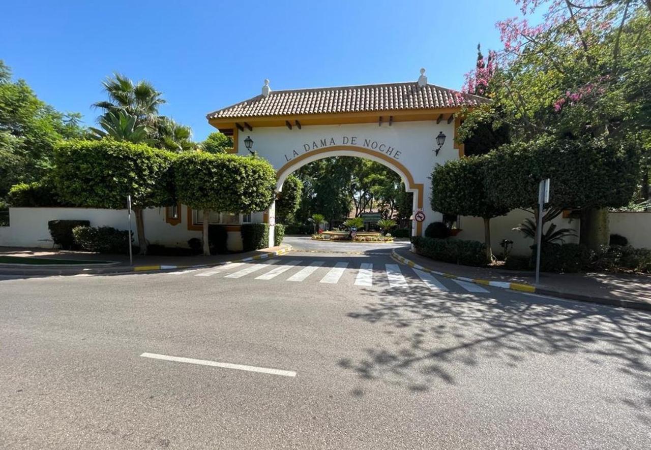 SERINAMAR Dama de Noche - B&B Marbella
