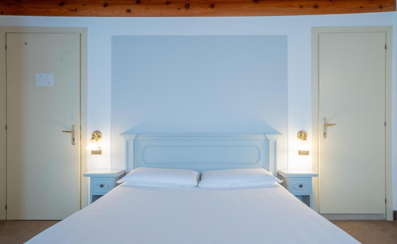 Superior Double Room with Canal View