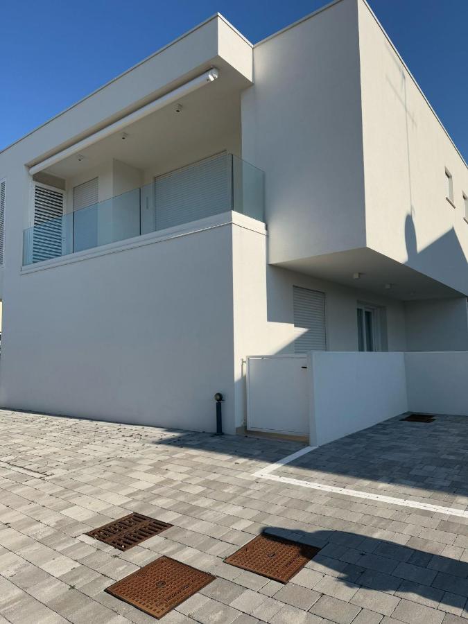 GREEN APARTMENT-Solo per famiglie-WALTERIGATO APARTMENTS - Chambres d'hôtes Lido di Jesolo