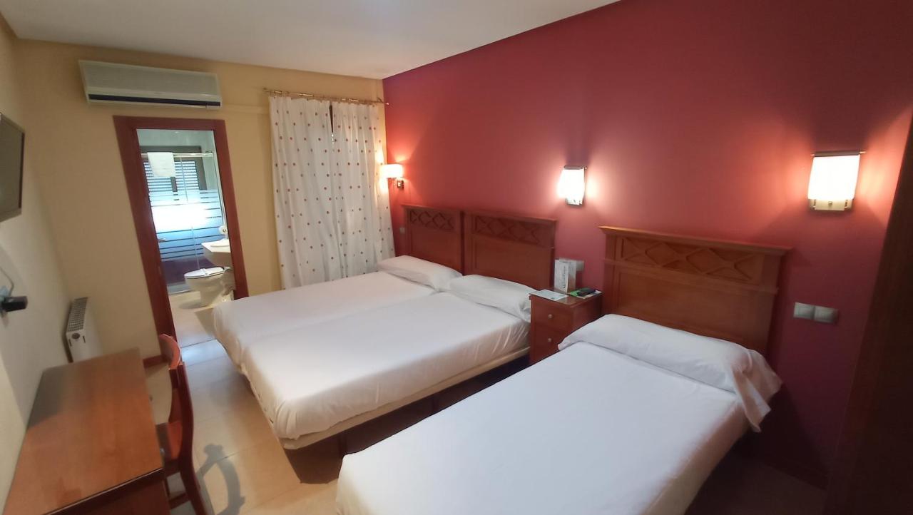 Habitación Triple con balcón