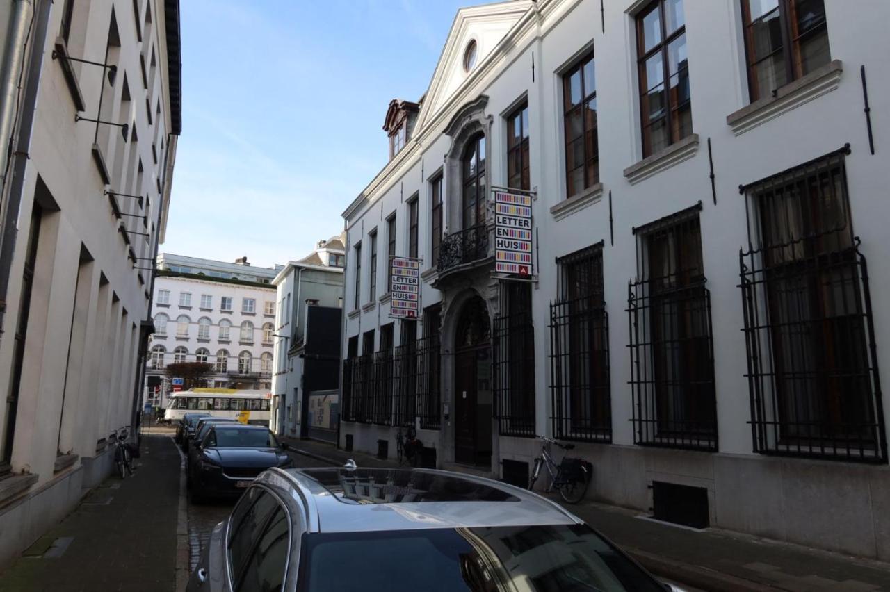 Central Chic Antwerp - B&B